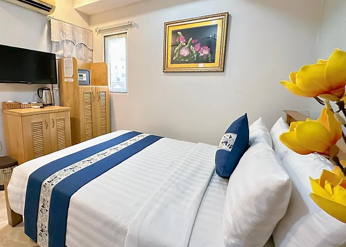 Luan Vu Hotel - Bui Vien Walking Street